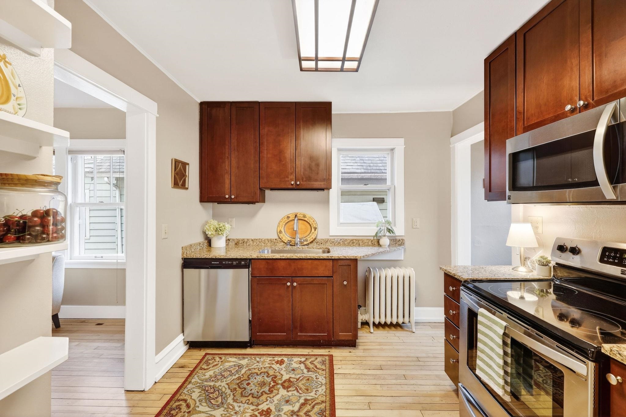 2737 Union Street Madison, WI 53704 - Photo 13 of 39