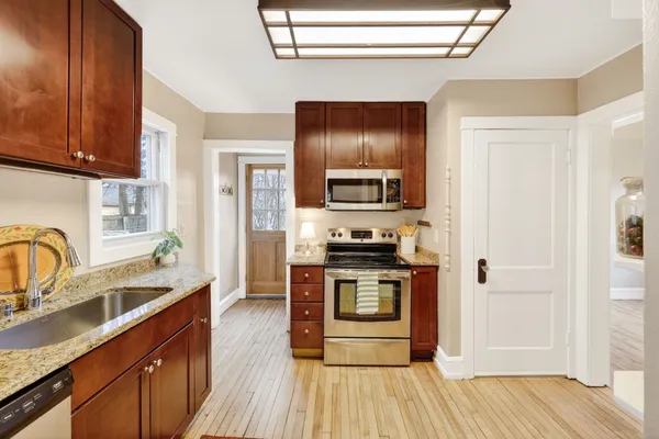 $390,000 | 2737 Union Street, Madison, WI 53704