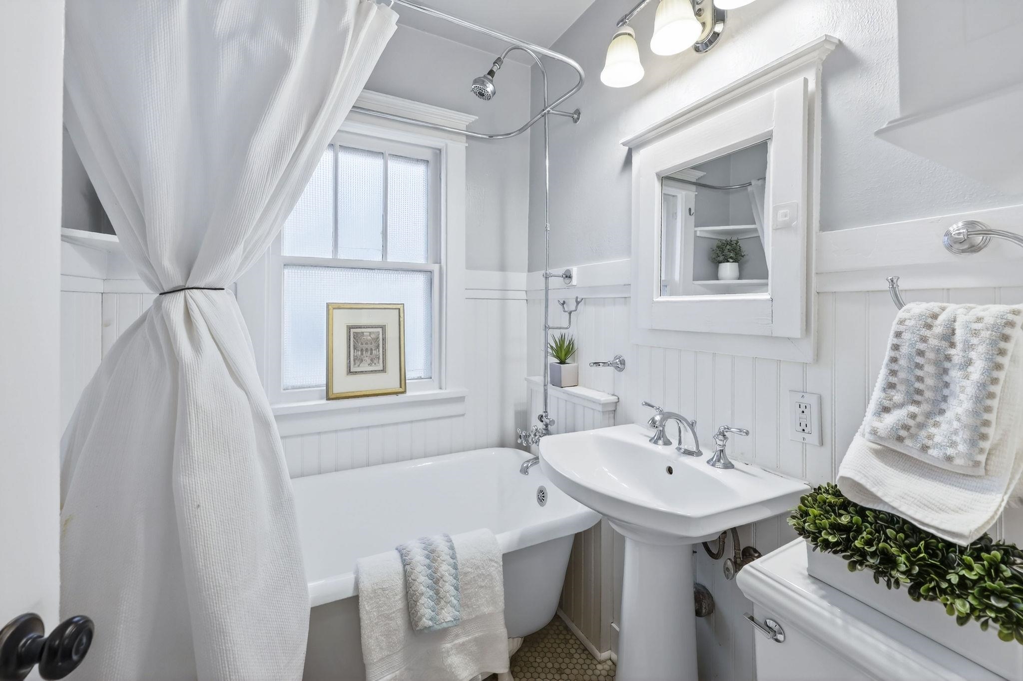 2737 Union Street Madison, WI 53704 - Photo 20 of 39