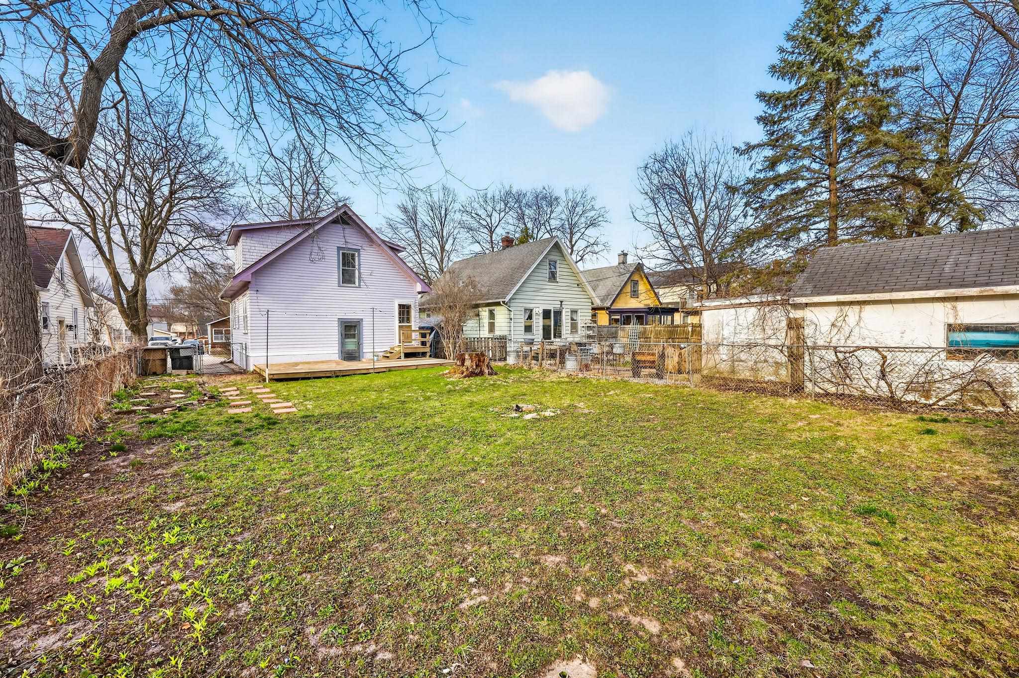 2737 Union Street Madison, WI 53704 - Photo 33 of 39