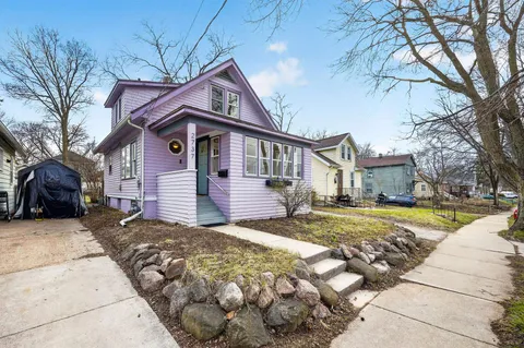 $379,900 | 2737 Union Street, Madison, WI 53704