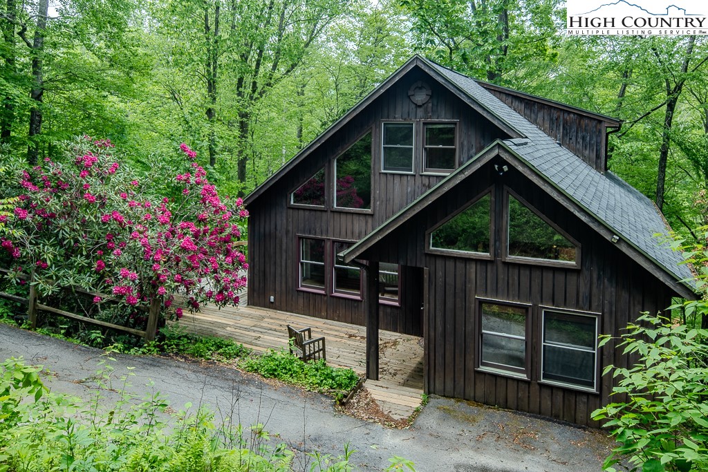 680 Timberlane Drive Boone, NC 28607 - Photo 2 of 50