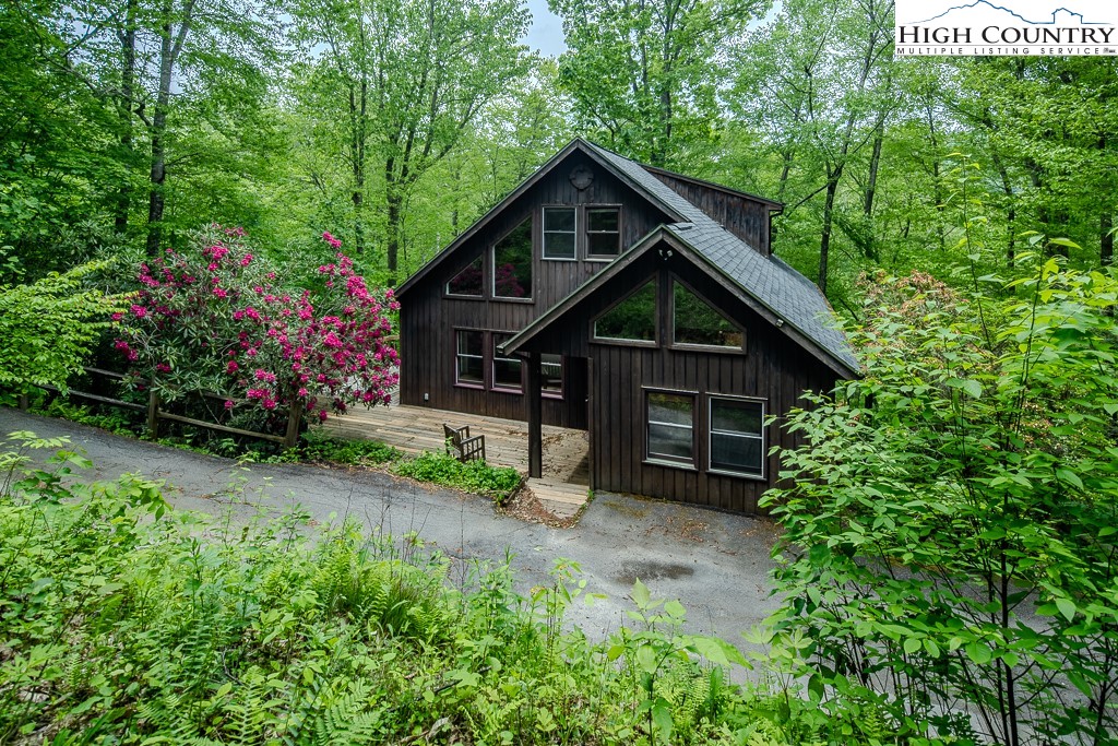 680 Timberlane Drive Boone, NC 28607 - Photo 3 of 50