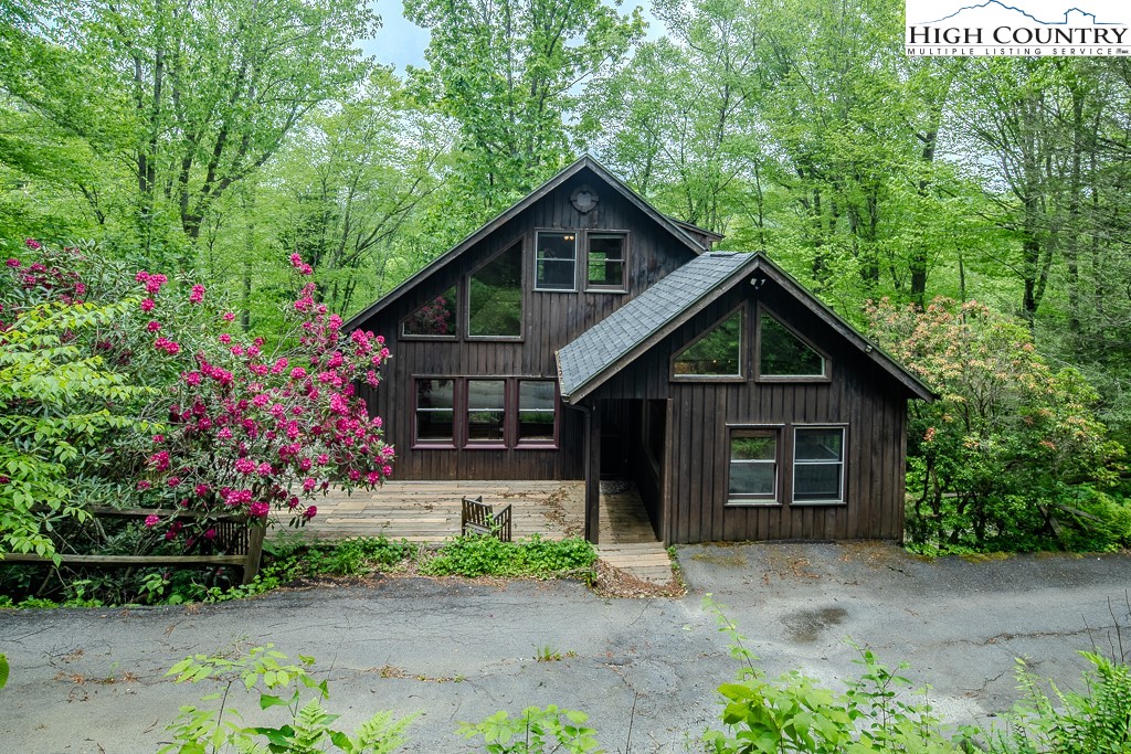 680 Timberlane Drive Boone, NC 28607 - Photo 4 of 50