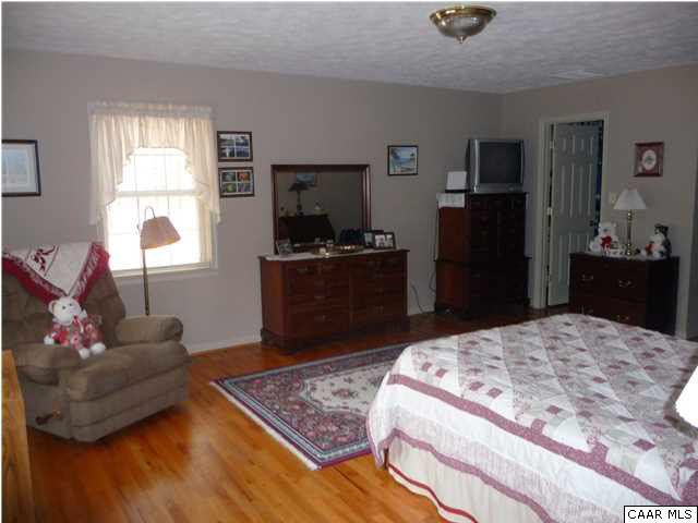 3611 Union Mills Road Troy, VA 22974 - Photo 8 of 31 Master Bedroom from door