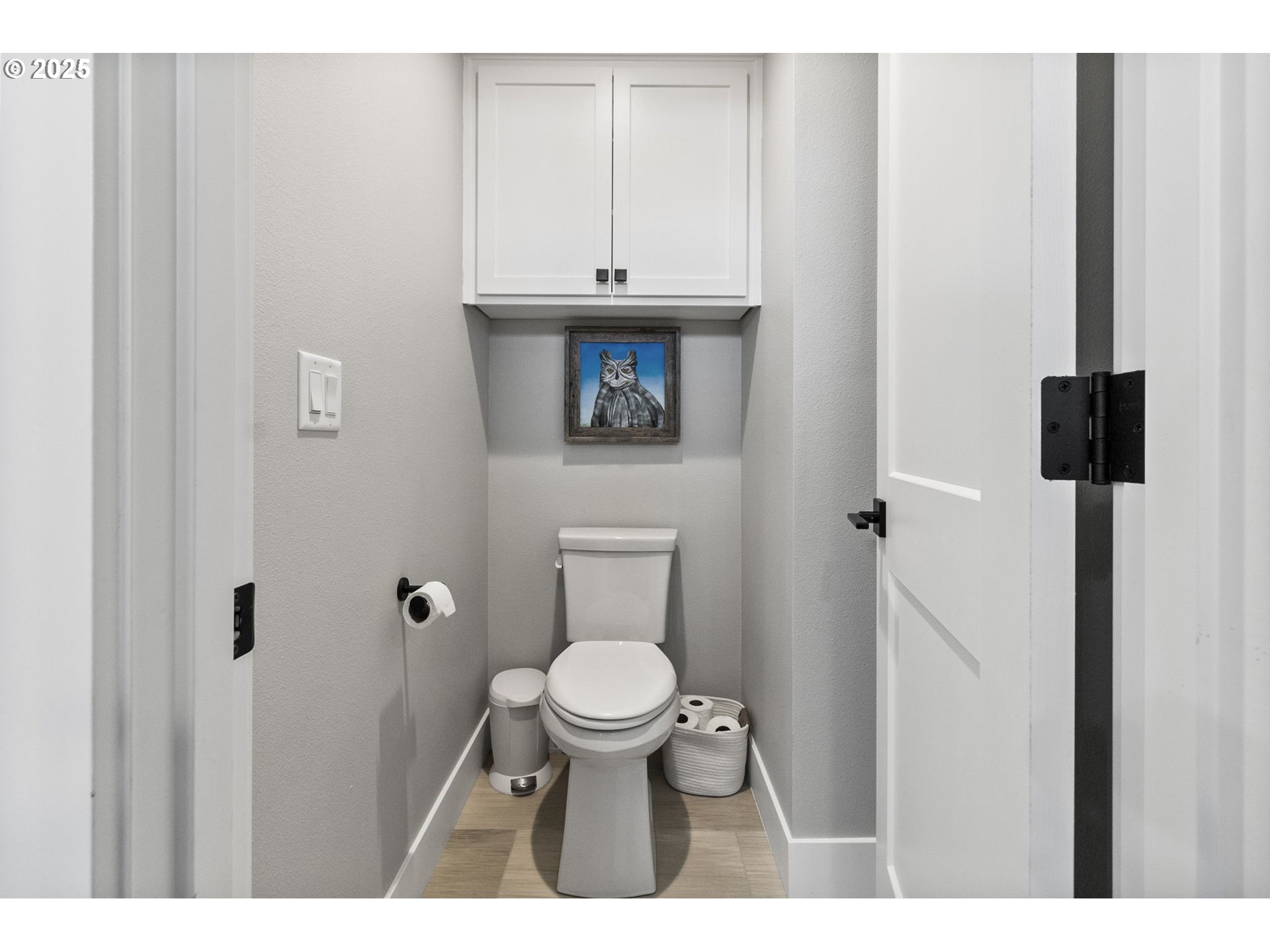 3588 Nestucca Loop Eugene, OR 97408 - Photo 20 of 39 Bathroom