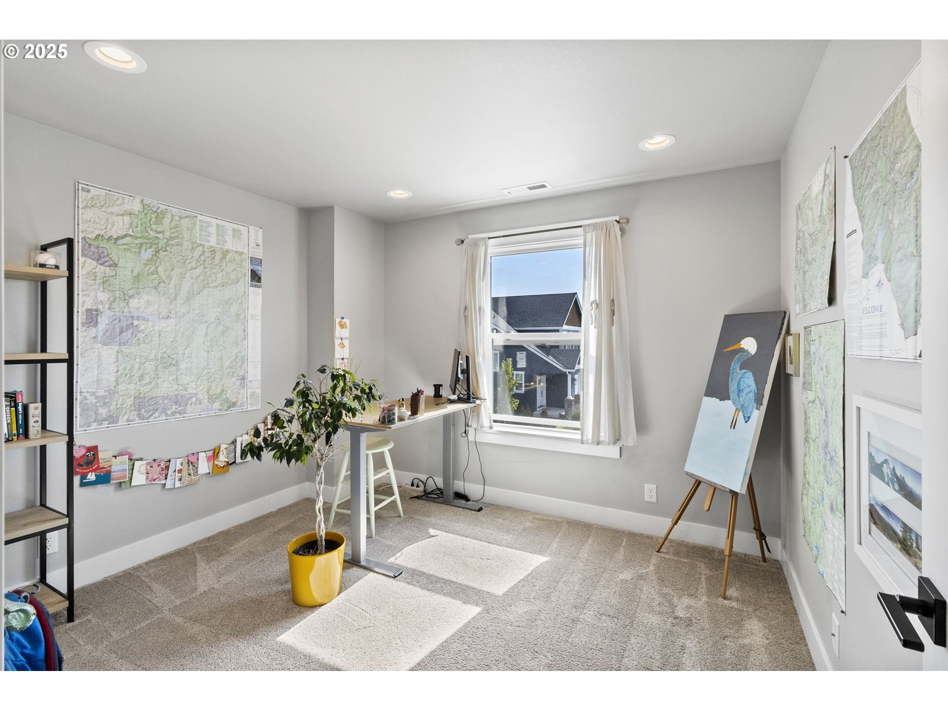 3588 Nestucca Loop Eugene, OR 97408 - Photo 24 of 39 Bedroom