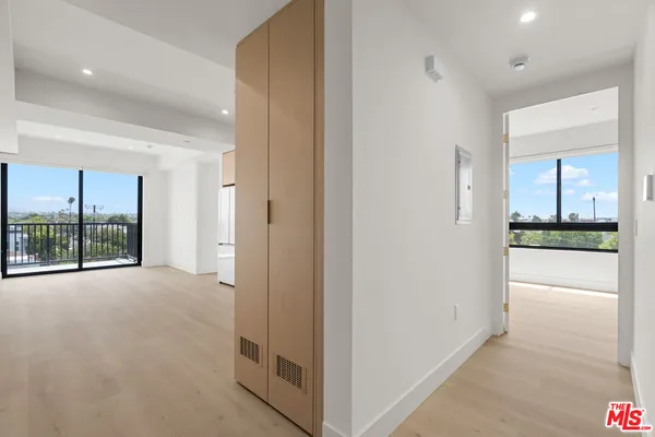 $6,558 | 1808 Lincoln Boulevard, Unit 413, Venice, CA 90291