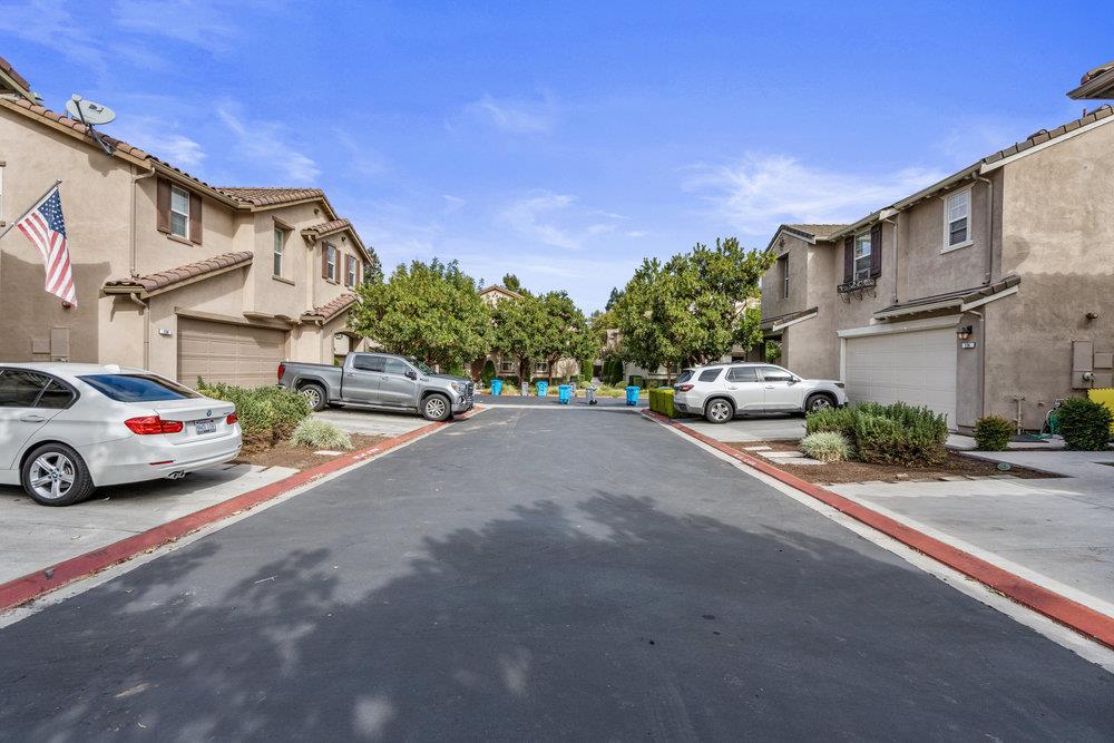 130 Lusitano Way Gilroy, CA 95020 - Photo 44 of 50 a view of street with cars