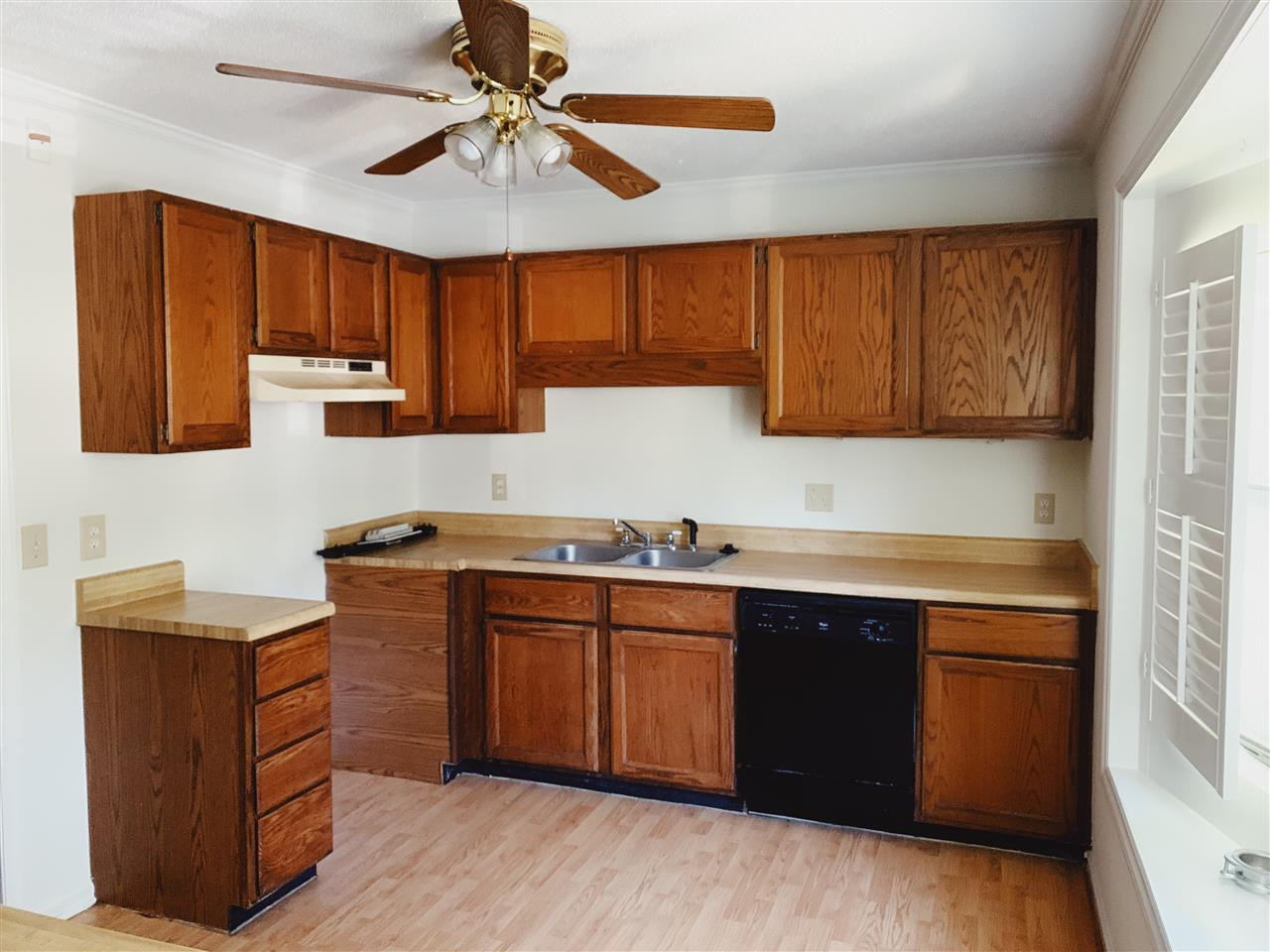 5419 Scenic View Lane Raleigh, NC 27612 - Photo 3 of 13 Photo 3