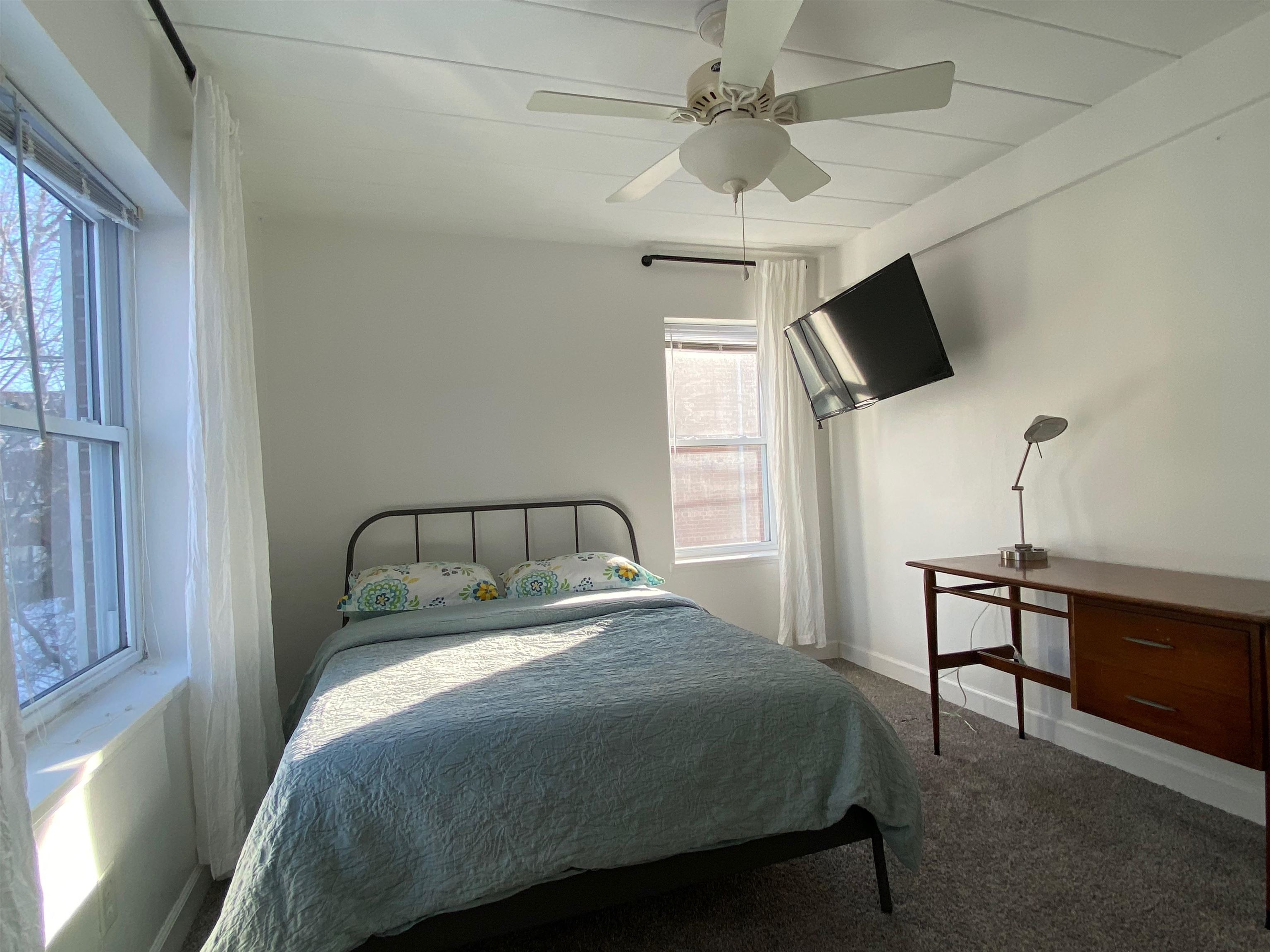 37 Sherman Terrace, Unit 3 Madison, WI 53704 - Photo 9 of 16