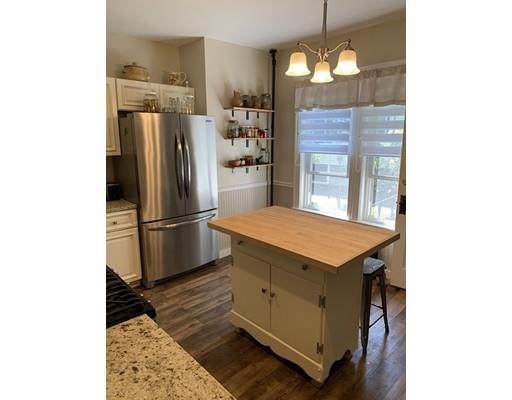 14 Forsberg Street Worcester, MA 01607 - Photo 11 of 24 Gallery Image 11