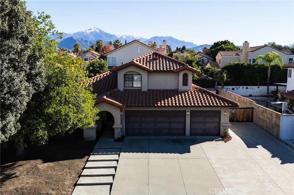 1922 Alta Street Redlands, CA 92374 - Photo 42 of 45 a view of a house with a yard