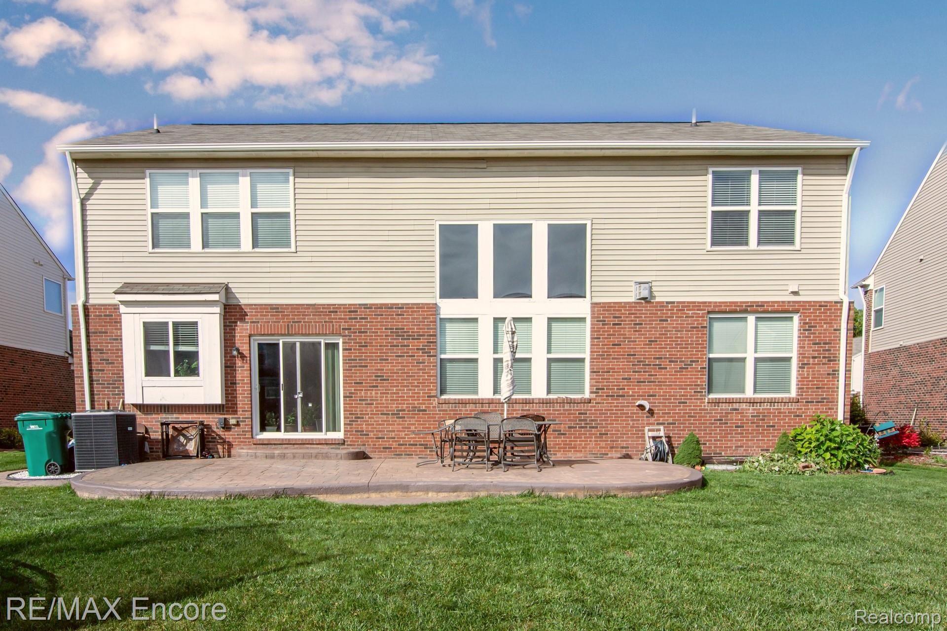 49776 Gracechurch Road Macomb, MI 48044 - Photo 2 of 40 Rear Elevation