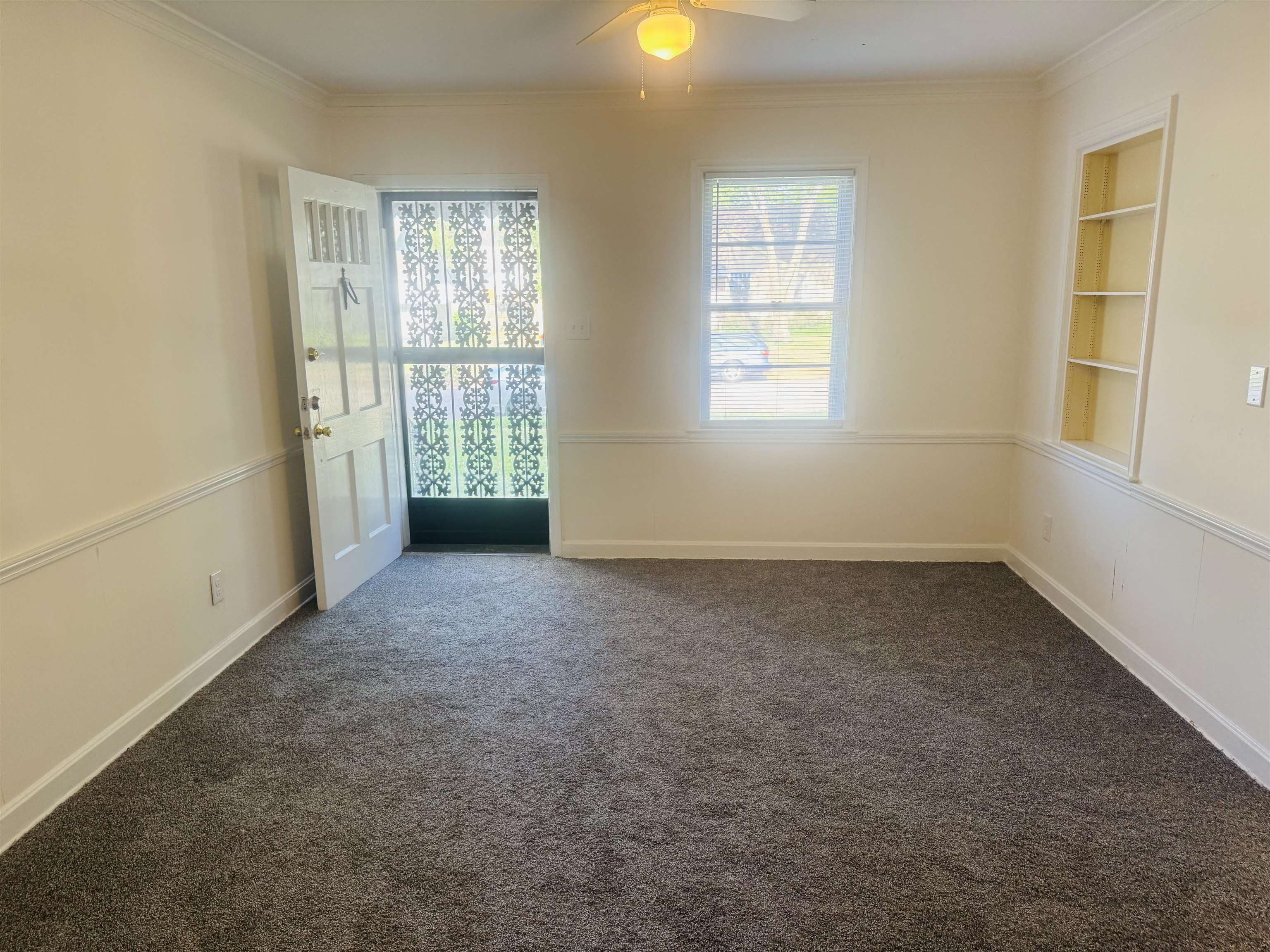 599 Isabelle Street Memphis, TN 38122 - Photo 3 of 18