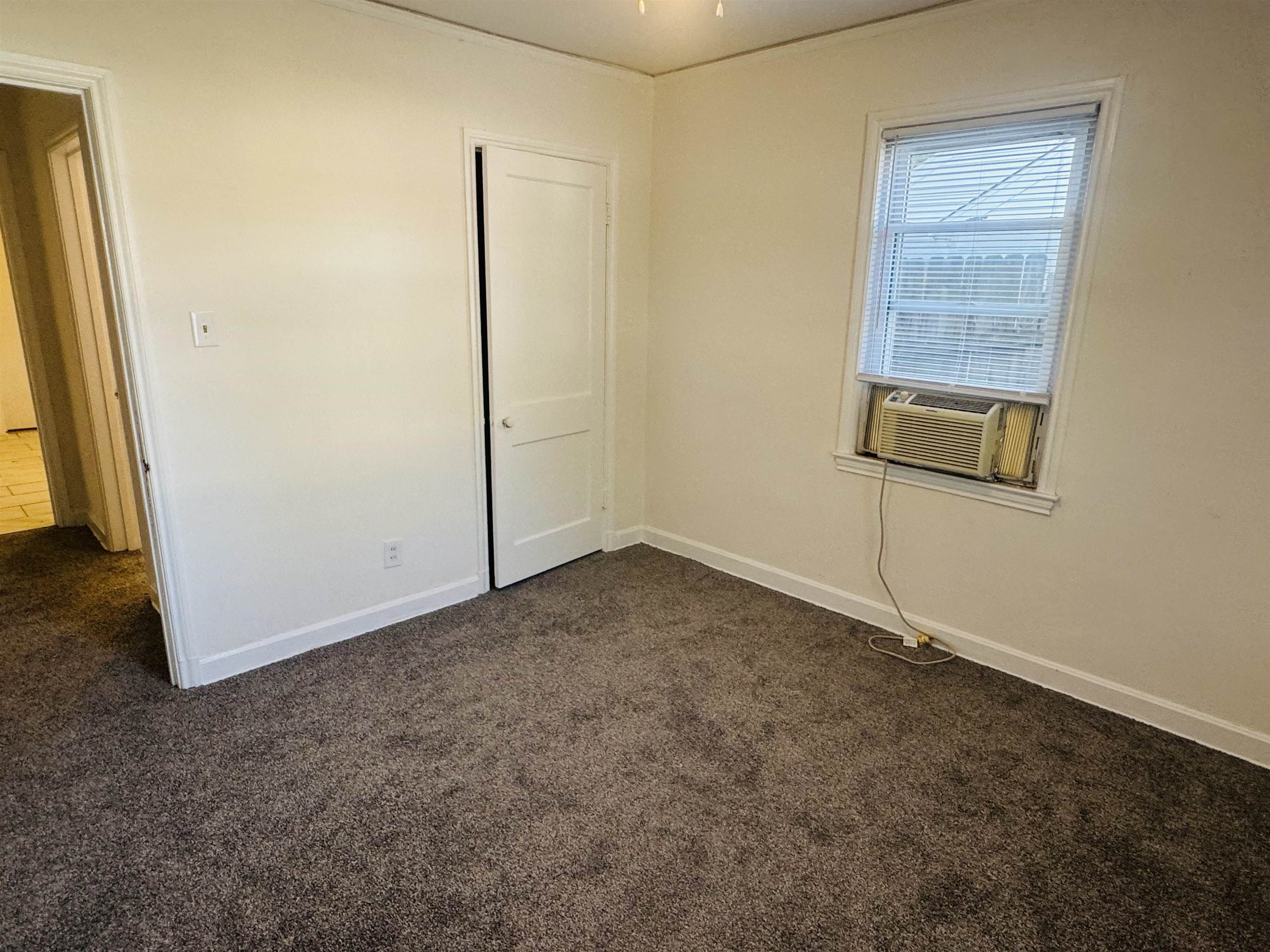 599 Isabelle Street Memphis, TN 38122 - Photo 8 of 18