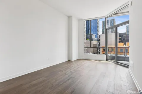 $6,995 | 333 Beale Street, Unit 8I, San Francisco, CA 94105