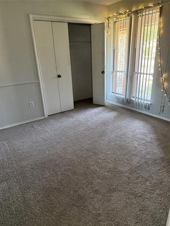 2604 Quail Valley Irving, TX 75060 - Photo 7 of 25 a view of an empty room with a window