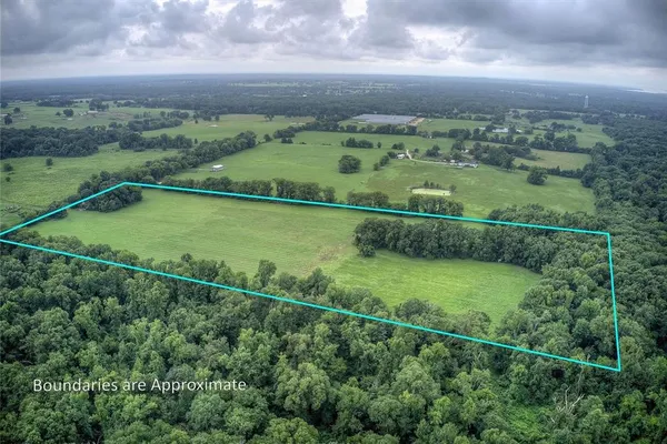$329,999 | 252 County Road 2431, Como, TX 75431