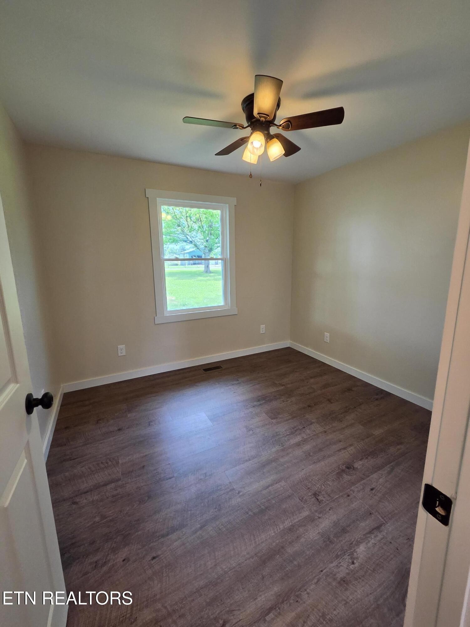 220 Harden Road Sparta, TN 38583 - Photo 6 of 18