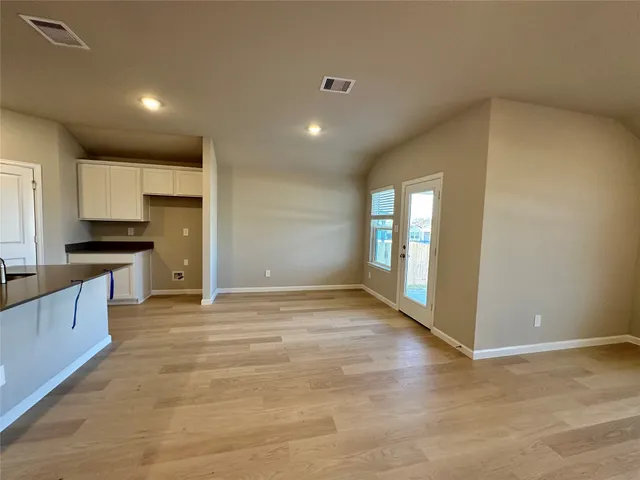 $292,040 | 1722 San Jacinto Drive, Brenham, TX 77833