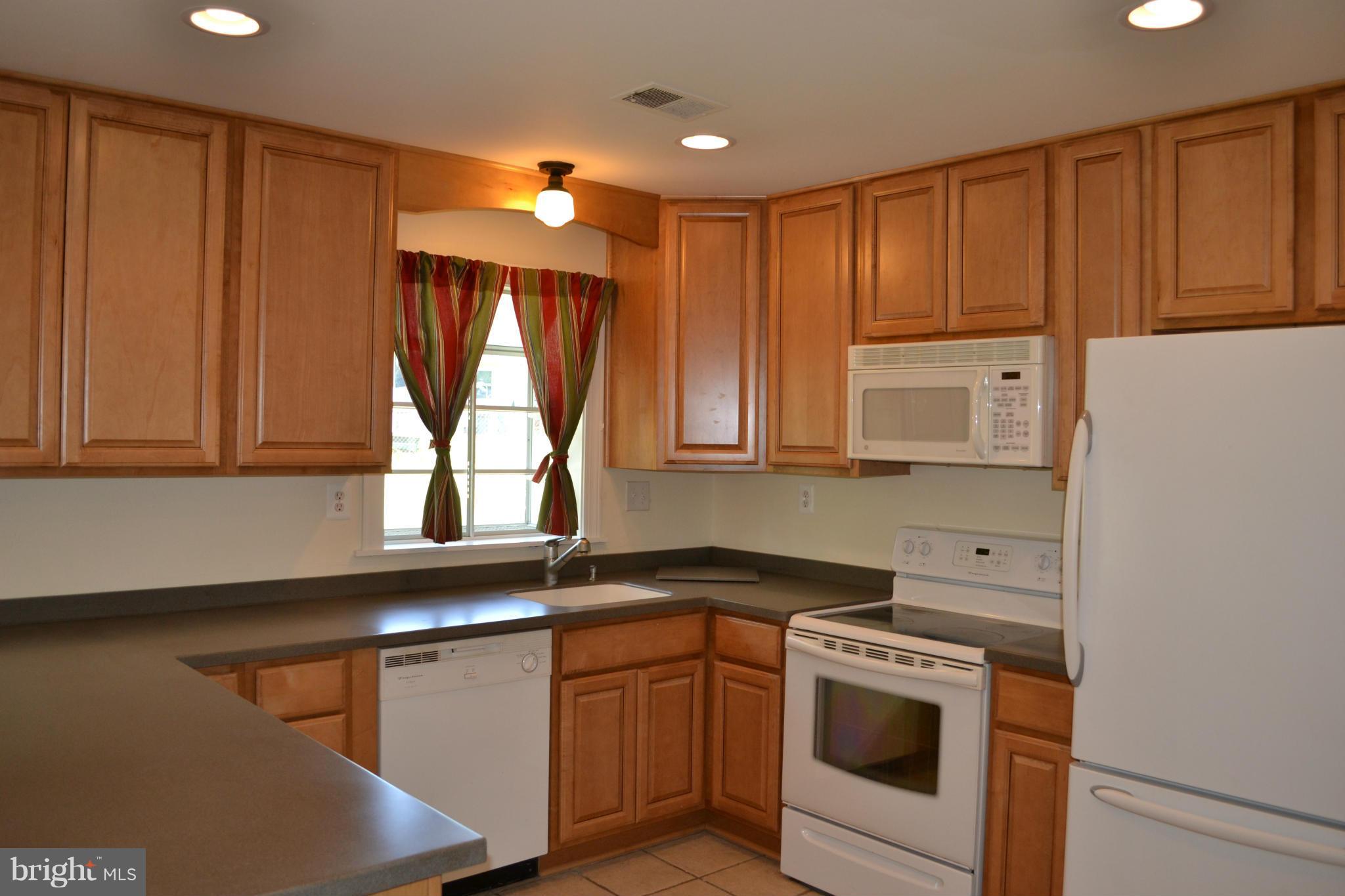 7910 Tower Court Road Severn, MD 21144 - Photo 6 of 15 Kitchen