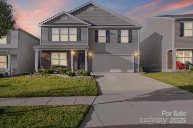 $369,000 | 2130 Eastway Drive, Dallas, NC 28034