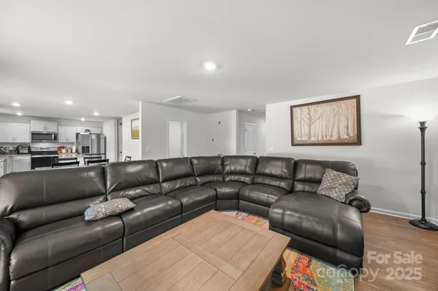 $369,000 | 2130 Eastway Drive, Dallas, NC 28034