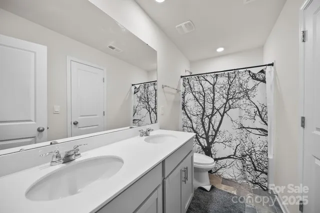 $369,000 | 2130 Eastway Drive, Dallas, NC 28034