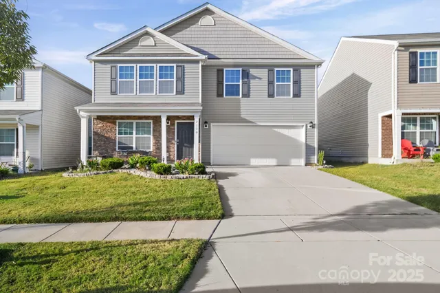 $369,000 | 2130 Eastway Drive, Dallas, NC 28034