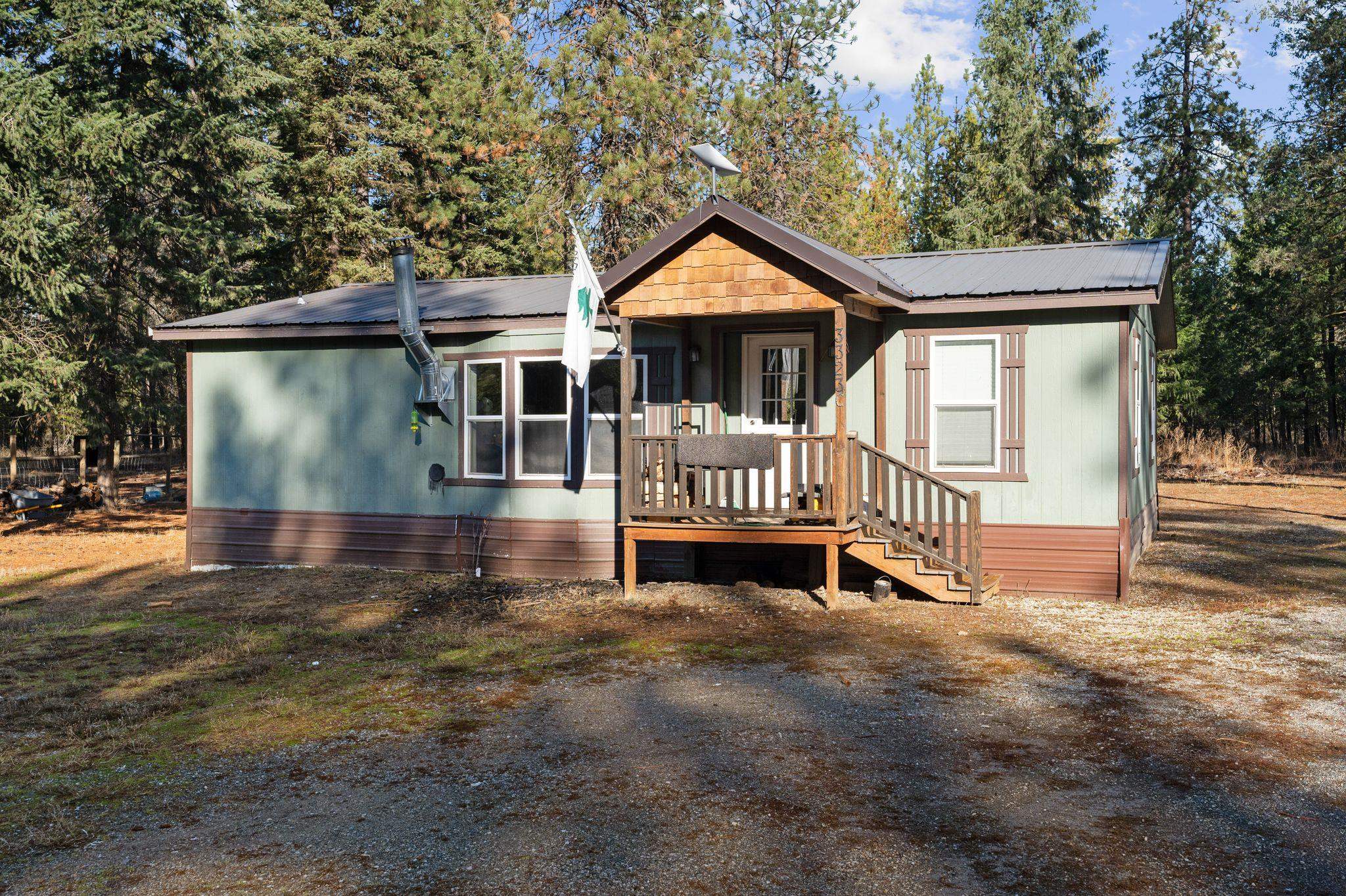 3323 C Roitz Road Valley, WA 99181 - Photo 1 of 29