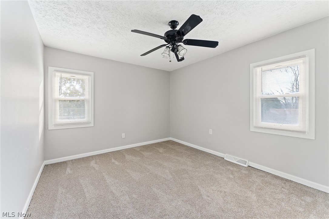 1706 Keefer Road Girard, OH 44420 - Photo 18 of 23 Gallery Image 18