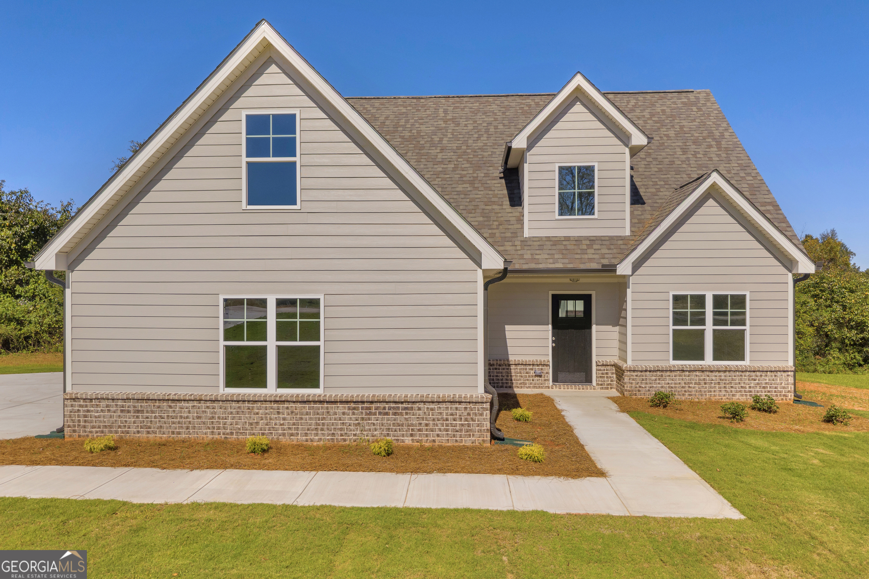 152 Sewell Road Lavonia, GA 30553 - Photo 1 of 60 a view of a yard in front of a house with a yard