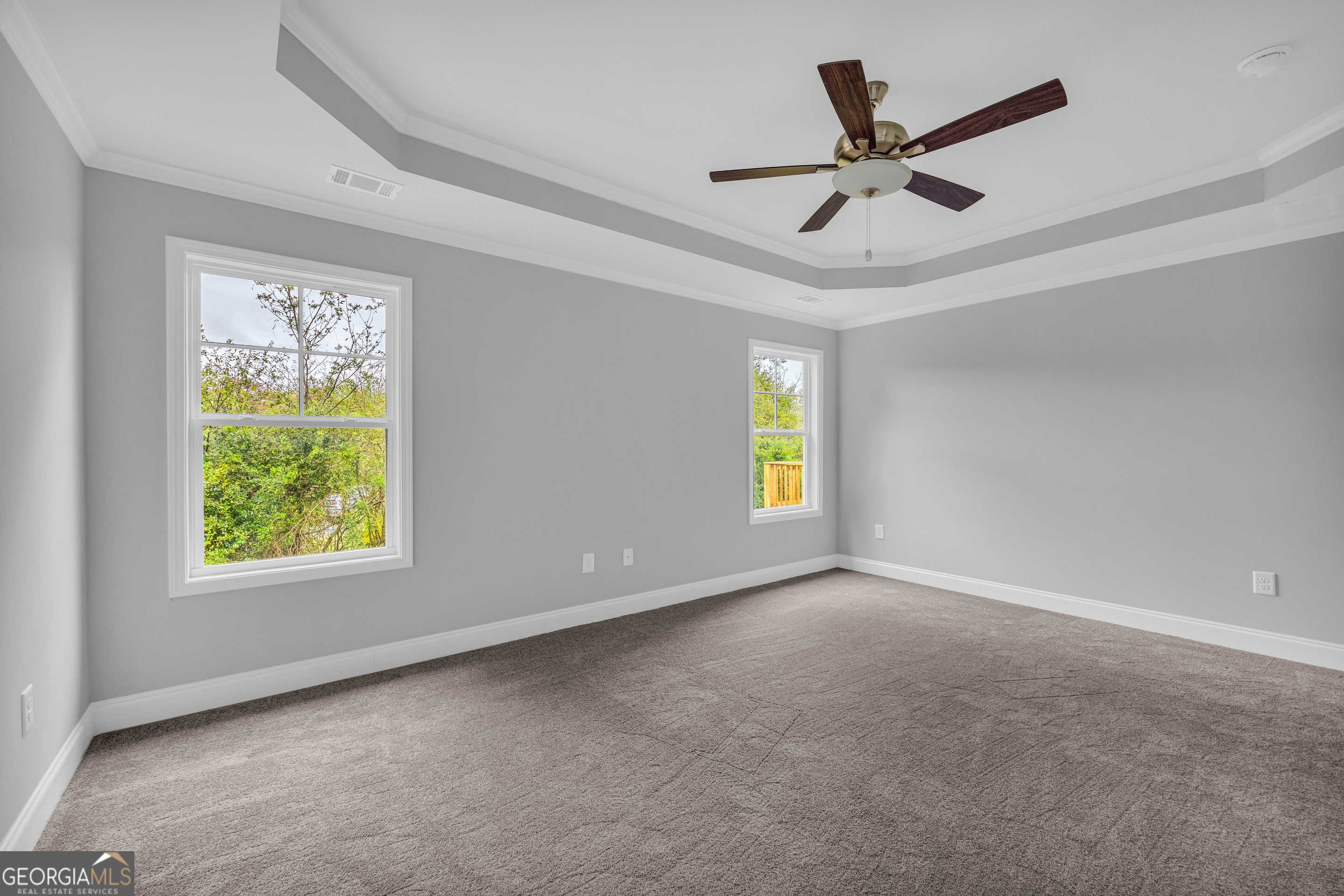 152 Sewell Road Lavonia, GA 30553 - Photo 27 of 60 a view of an empty room and window
