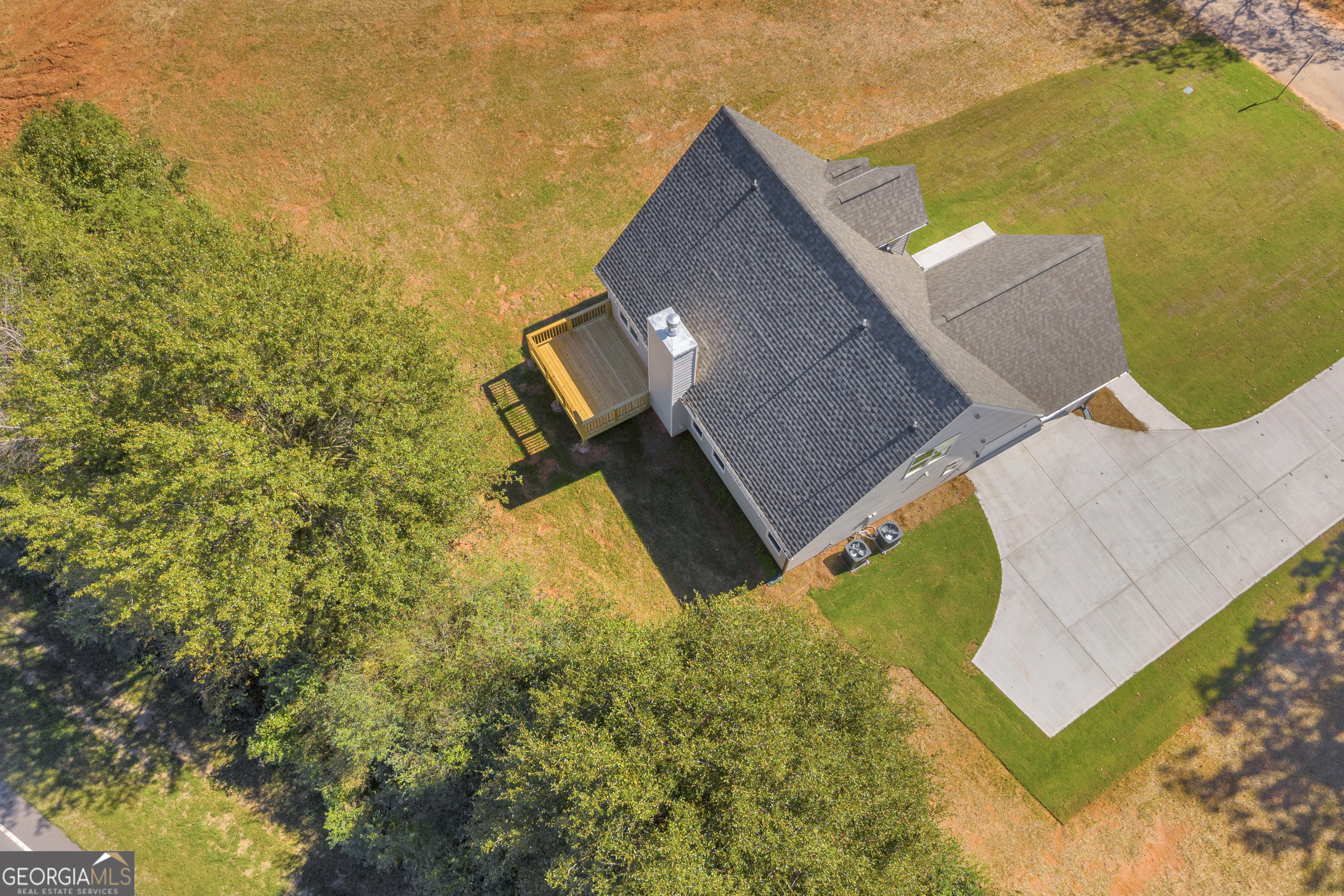 152 Sewell Road Lavonia, GA 30553 - Photo 55 of 60 a aerial view of a house with swimming pool