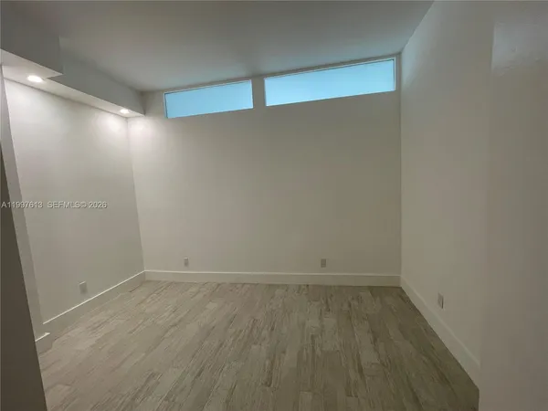 $3,800 | 19390 Collins Avenue, Unit PH2, Sunny Isles Beach, FL 33160