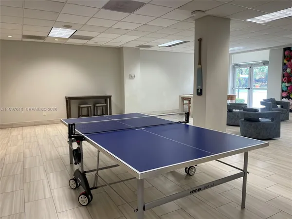 $3,800 | 19390 Collins Avenue, Unit PH2, Sunny Isles Beach, FL 33160