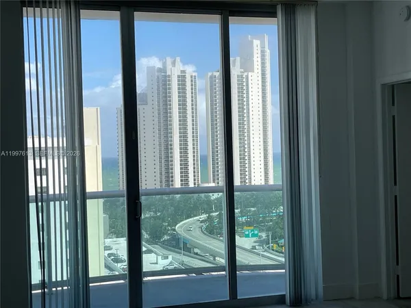 $3,800 | 19390 Collins Avenue, Unit PH2, Sunny Isles Beach, FL 33160