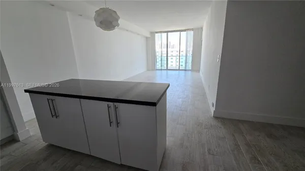 $3,800 | 19390 Collins Avenue, Unit PH2, Sunny Isles Beach, FL 33160