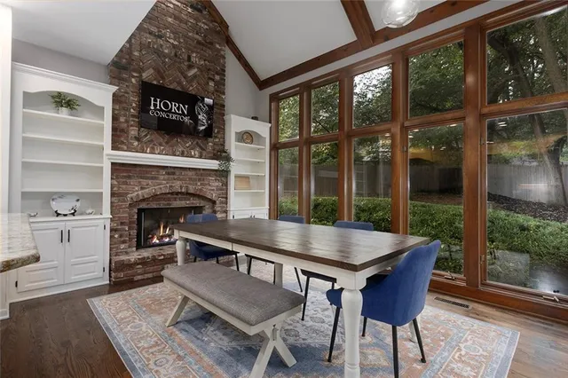 $825,000 | 6113 North Mattox Road, Kansas City, MO 64151