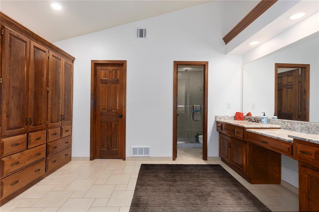 6113 North Mattox Road Kansas City, MO 64151 - Photo 30 of 45