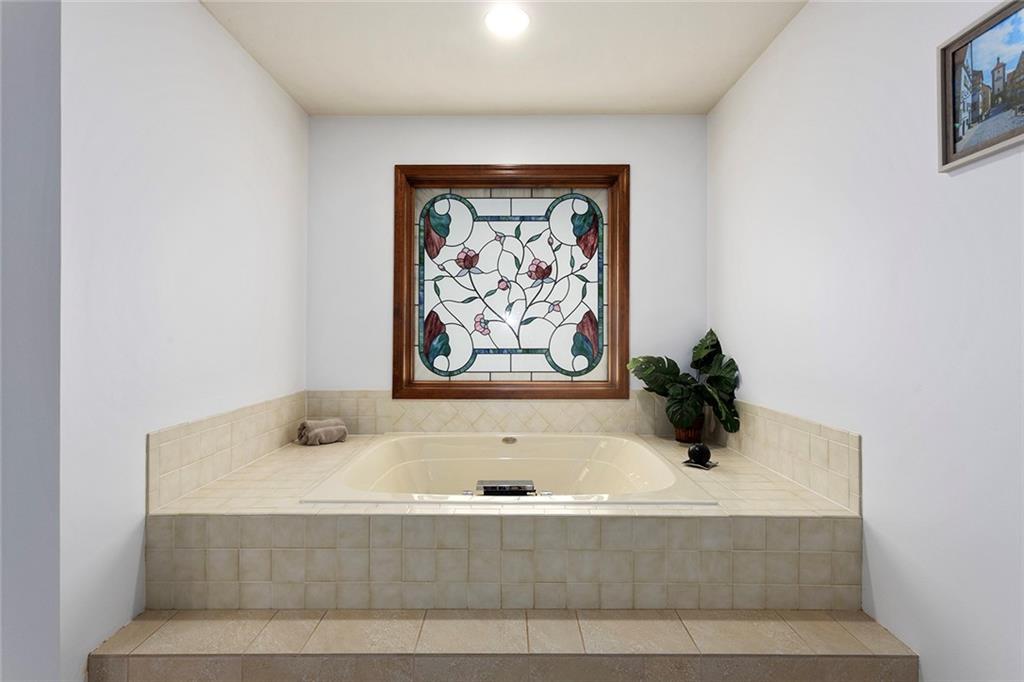 6113 North Mattox Road Kansas City, MO 64151 - Photo 33 of 45