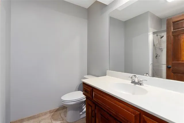 $825,000 | 6113 North Mattox Road, Kansas City, MO 64151