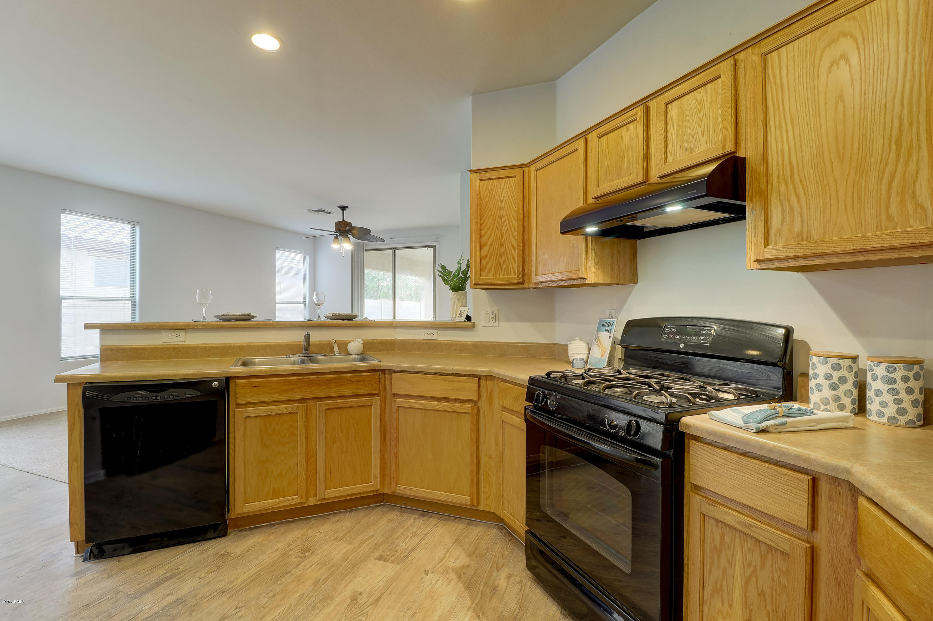 10229 West Cordes Road Tolleson, AZ 85353 - Photo 13 of 31 All Kitchen Appliances Included