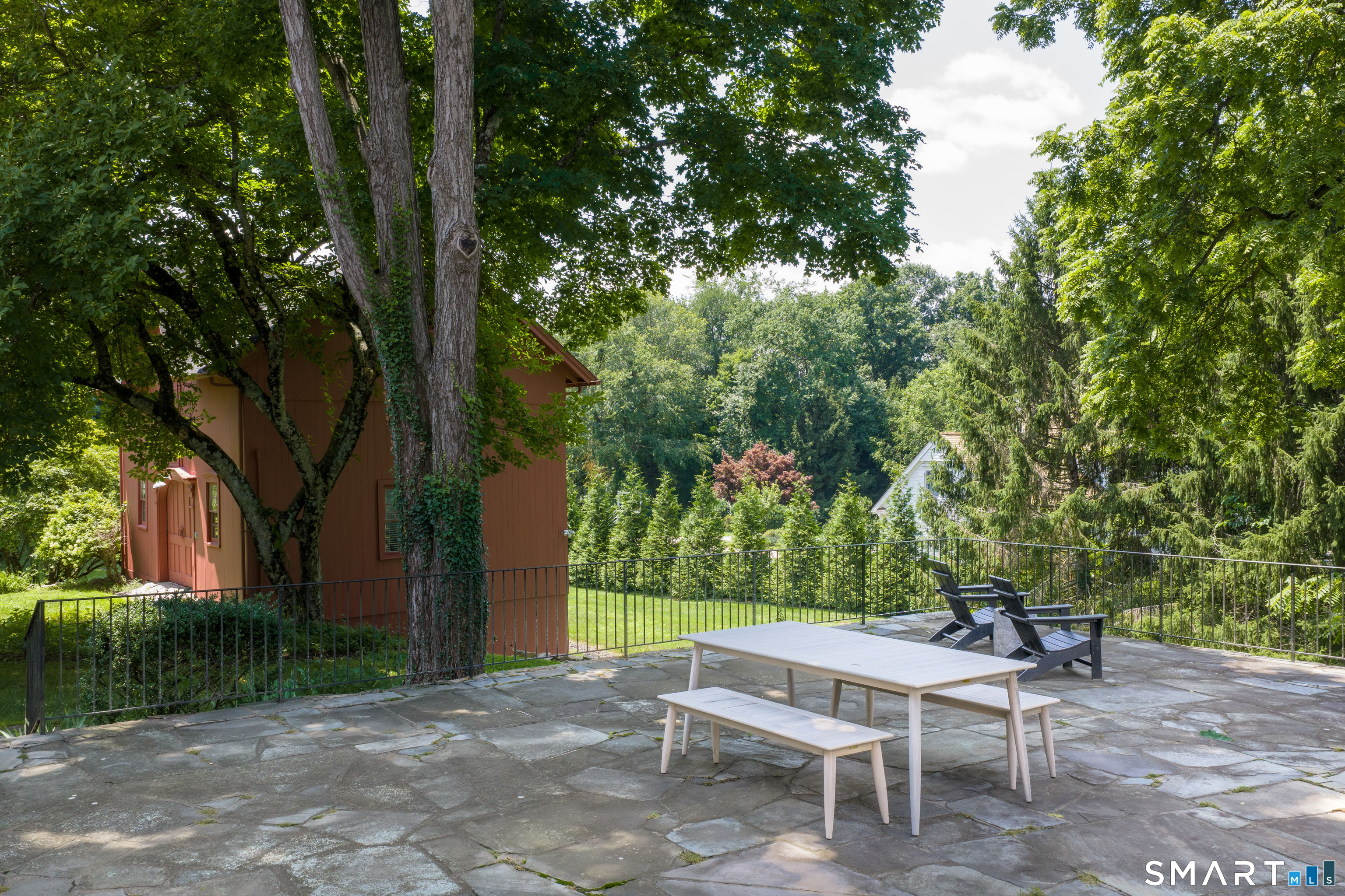 89 Chestnut Hill Road Wilton, CT 06897 - Photo 37 of 40