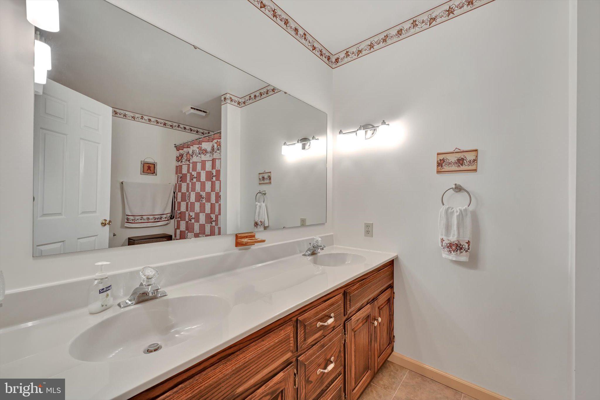 3401 Charlestown Road Lancaster, PA 17603 - Photo 24 of 43 Primary Bath