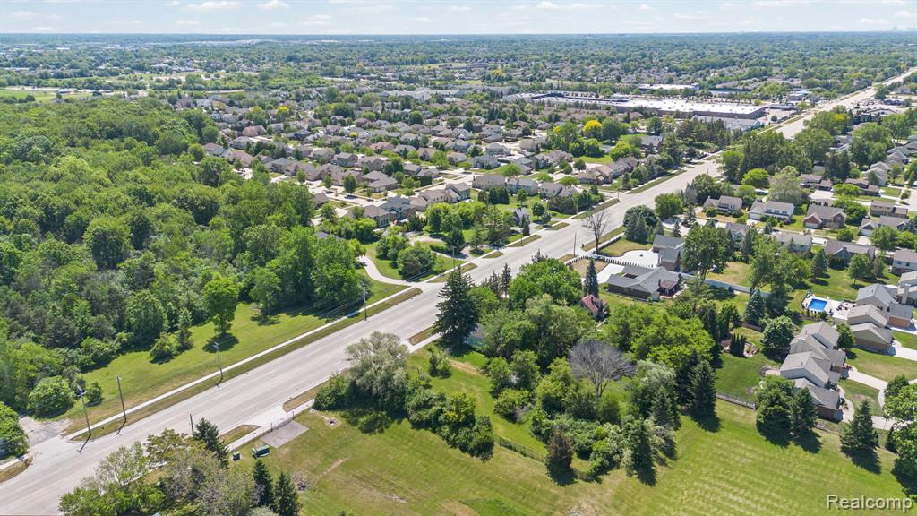 42021 Dequindre Road Troy, MI 48085 - Photo 5 of 16