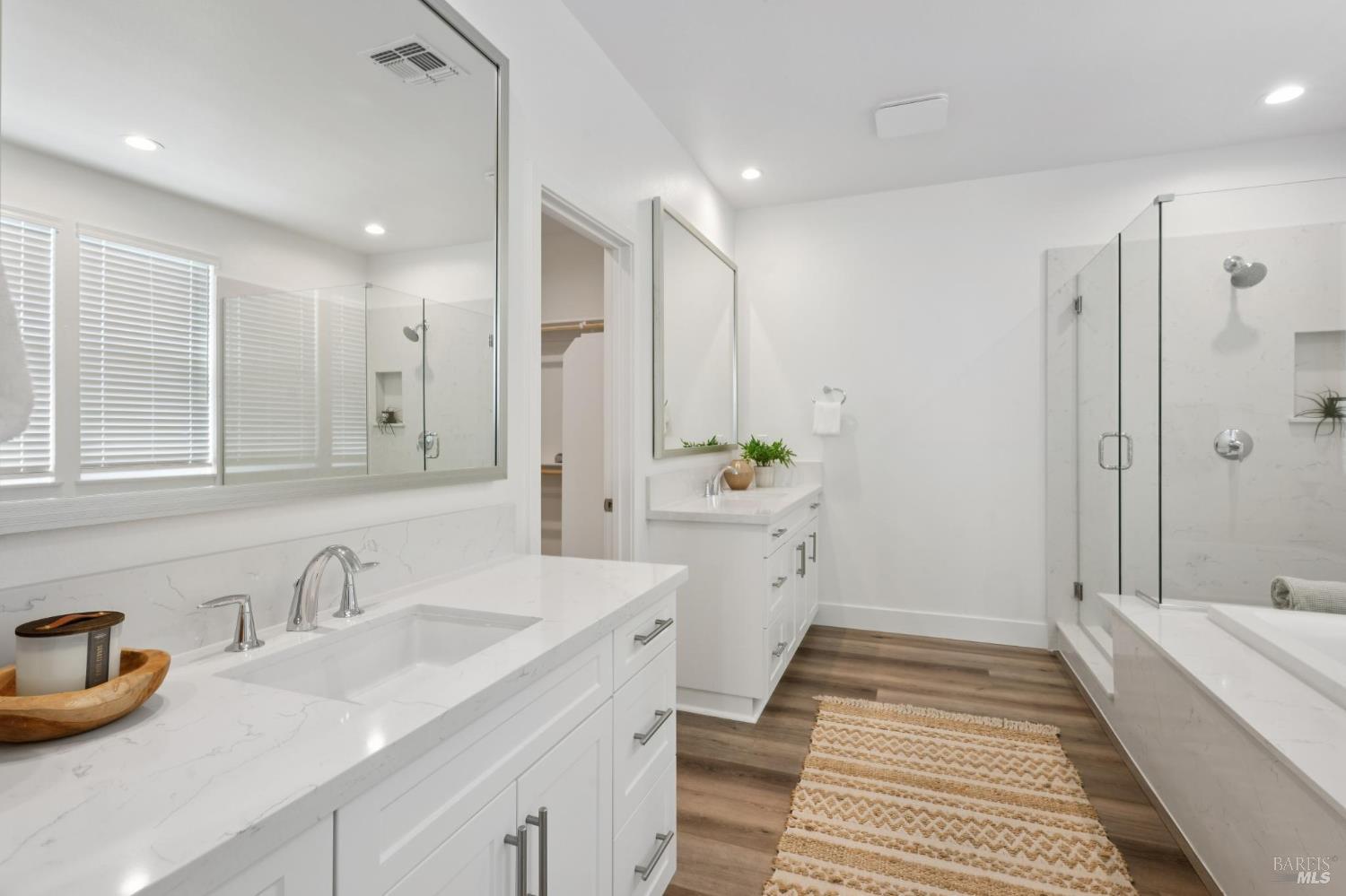 2716-2718 Amora Circle Santa Rosa, CA 95407 - Photo 29 of 49 Primary Bathroom