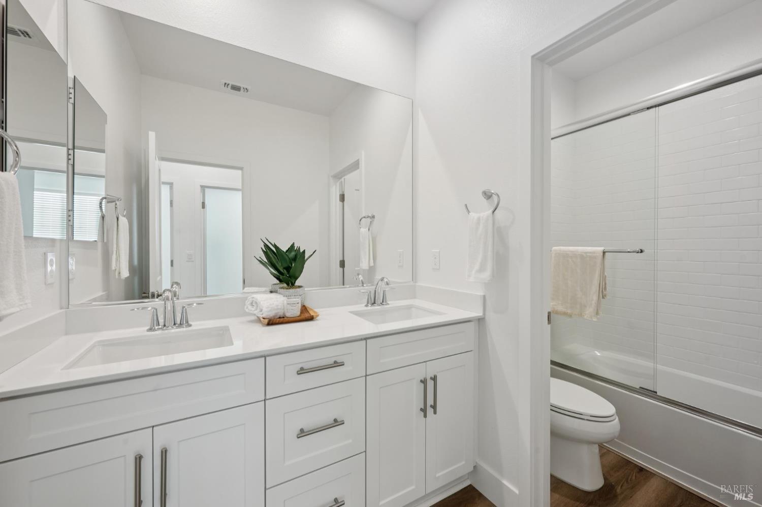 2716-2718 Amora Circle Santa Rosa, CA 95407 - Photo 33 of 49