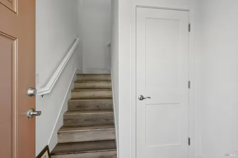 $950,000 | 2716-2718 Amora Circle, Santa Rosa, CA 95407